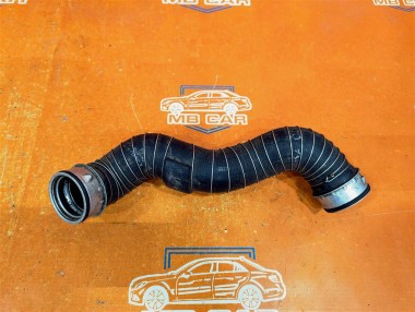 Патрубок интеркулера MERCEDES-BENZ C-класс W203/S203/CL203 (2000 - 2004) — Разборка Мерседес