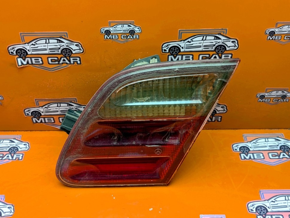 Фонарь крышки багажника MERCEDES-BENZ E-класс W210/S210 рестайлинг (1999 - 2003) фото 1 &mdash; Разборка Мерседес