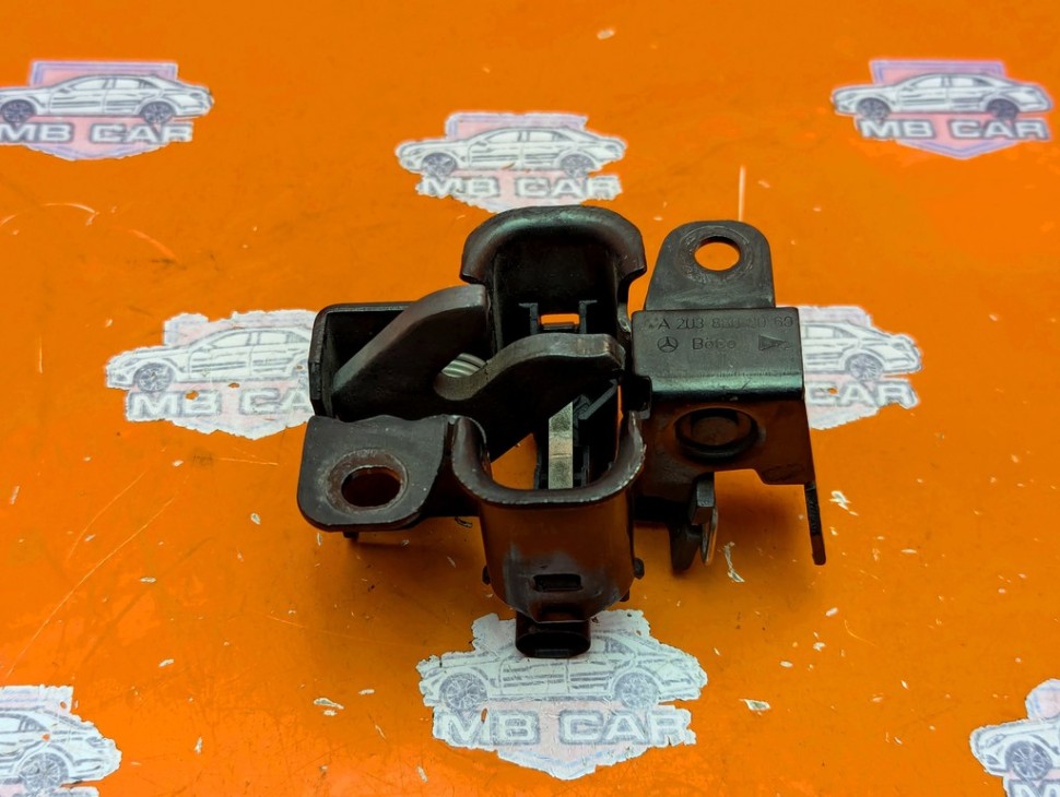 Замок капота MERCEDES-BENZ E-класс W211/S211 (2002 - 2006) фото 1 &mdash; Разборка Мерседес