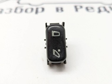 Кнопка регулировки зеркал MERCEDES-BENZ E-класс W210/S210 (1995 - 1999) — Разборка Мерседес
