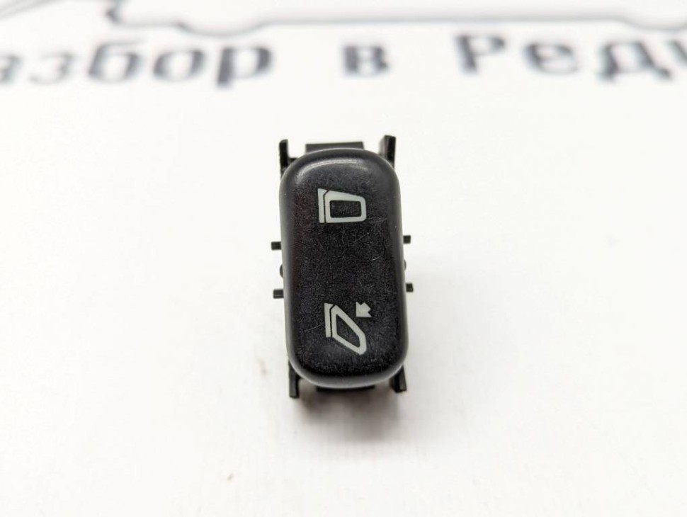 Кнопка регулировки зеркал MERCEDES-BENZ E-класс W210/S210 (1995 - 1999) фото 1 — Разборка Мерседес