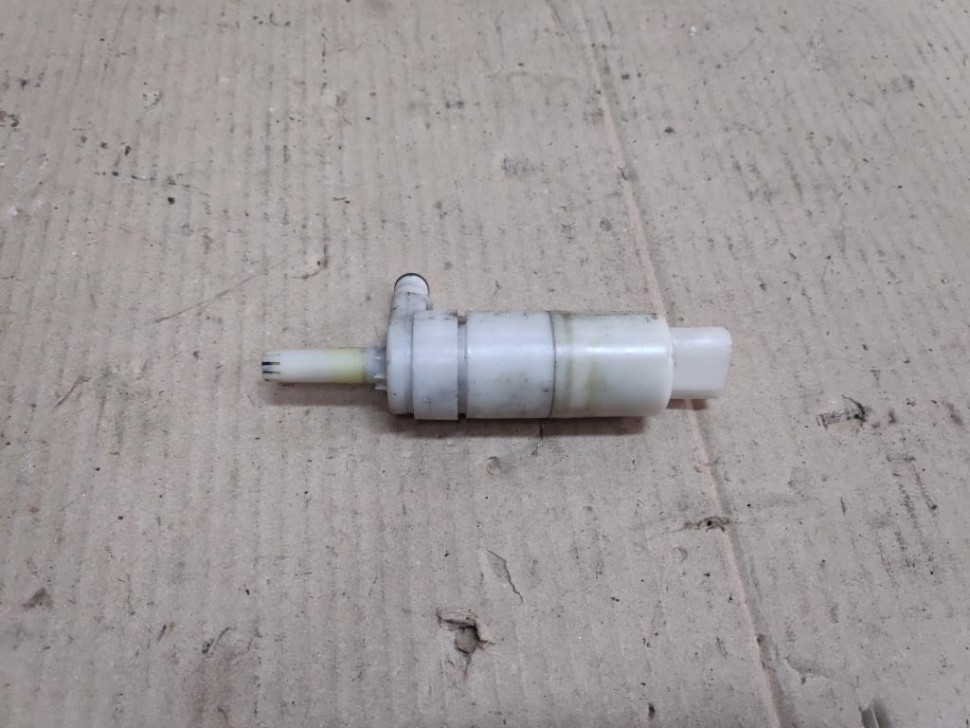 Насос омывателей MERCEDES-BENZ E-класс W210/S210 (1995 - 1999) фото 1 — Разборка Мерседес