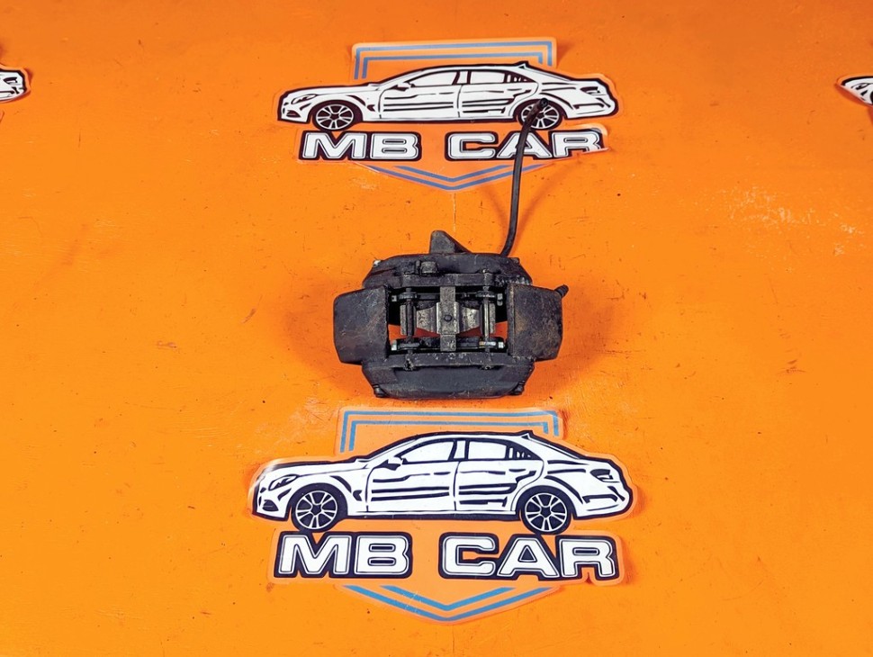 Суппорт передний правый MERCEDES-BENZ S-класс W220 (1998 - 2005) фото 1 &mdash; Разборка Мерседес