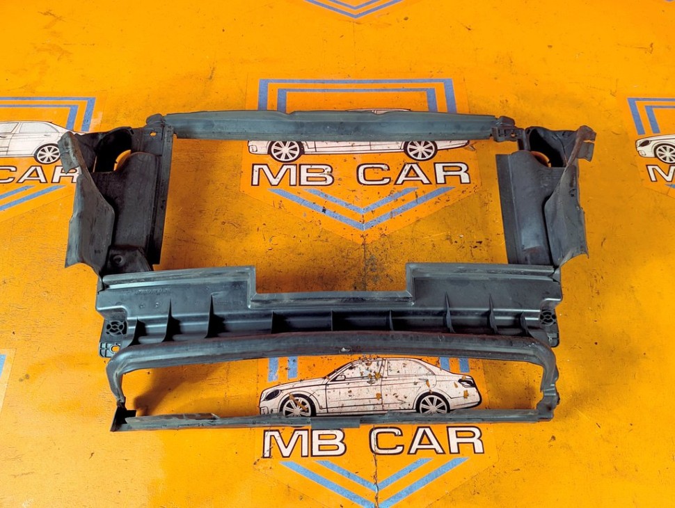 Кожух радиатора MERCEDES-BENZ M-класс W164 (2005 - 2008) фото 1 &mdash; Разборка Мерседес