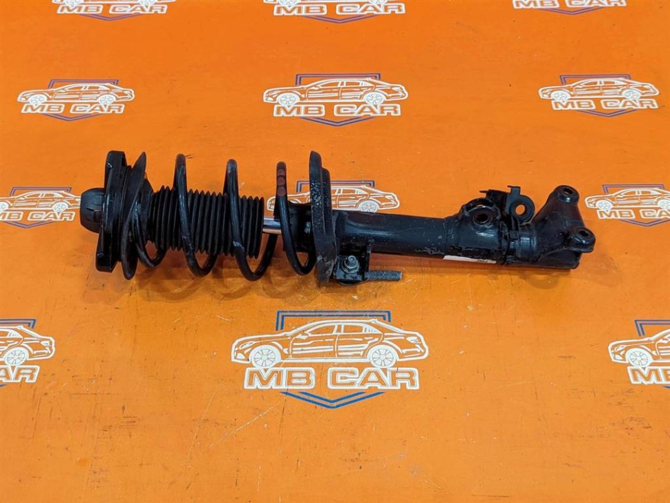 Стойка передняя MERCEDES-BENZ C-класс W204/S204 (2006 - 2011) фото 1 — Разборка Мерседес