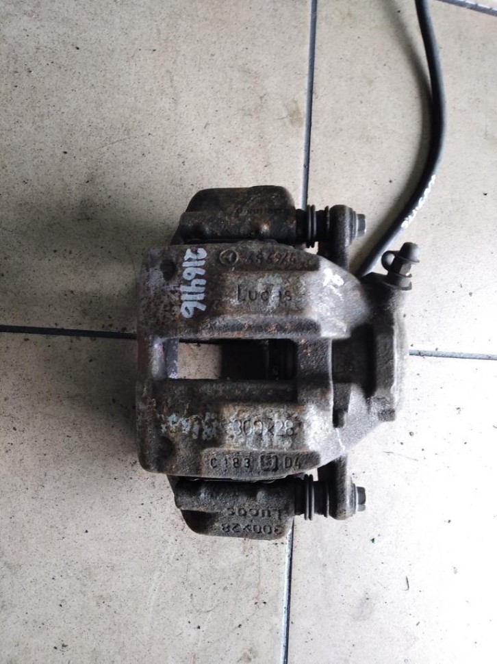 Суппорт передний левый MERCEDES-BENZ CLK-класс C209/A209 (2002 - 2005) фото 1 — Разборка Мерседес