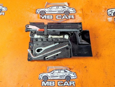 Набор инструментов MERCEDES-BENZ C-класс W203/S203/CL203 (2000 - 2004) &mdash; Разборка Мерседес