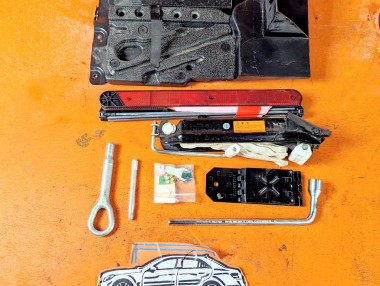 Набор инструментов MERCEDES-BENZ C-класс W203/S203/CL203 (2000 - 2004) &mdash; Разборка Мерседес
