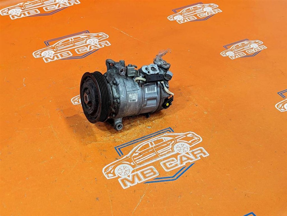 Компрессор кондиционера MERCEDES-BENZ A-класс W176 (2012 - 2015) фото 1 — Разборка Мерседес