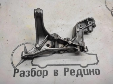 Кронштейн MERCEDES-BENZ C-класс W204/S204/С204 рестайлинг (2011 - 2015) — Разборка Мерседес