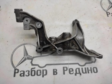 Кронштейн MERCEDES-BENZ C-класс W204/S204/С204 рестайлинг (2011 - 2015) — Разборка Мерседес