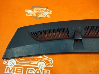 Решетка капота MERCEDES-BENZ A-класс W169 (2004 - 2008) — Разборка Мерседес