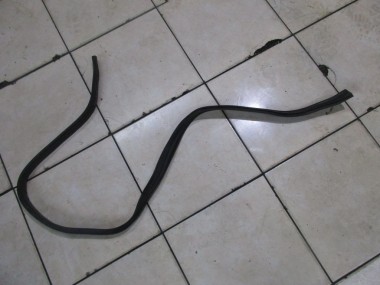 Уплотнитель моторного отсека MERCEDES-BENZ E-класс W211/S211 (2002 - 2006) — Разборка Мерседес