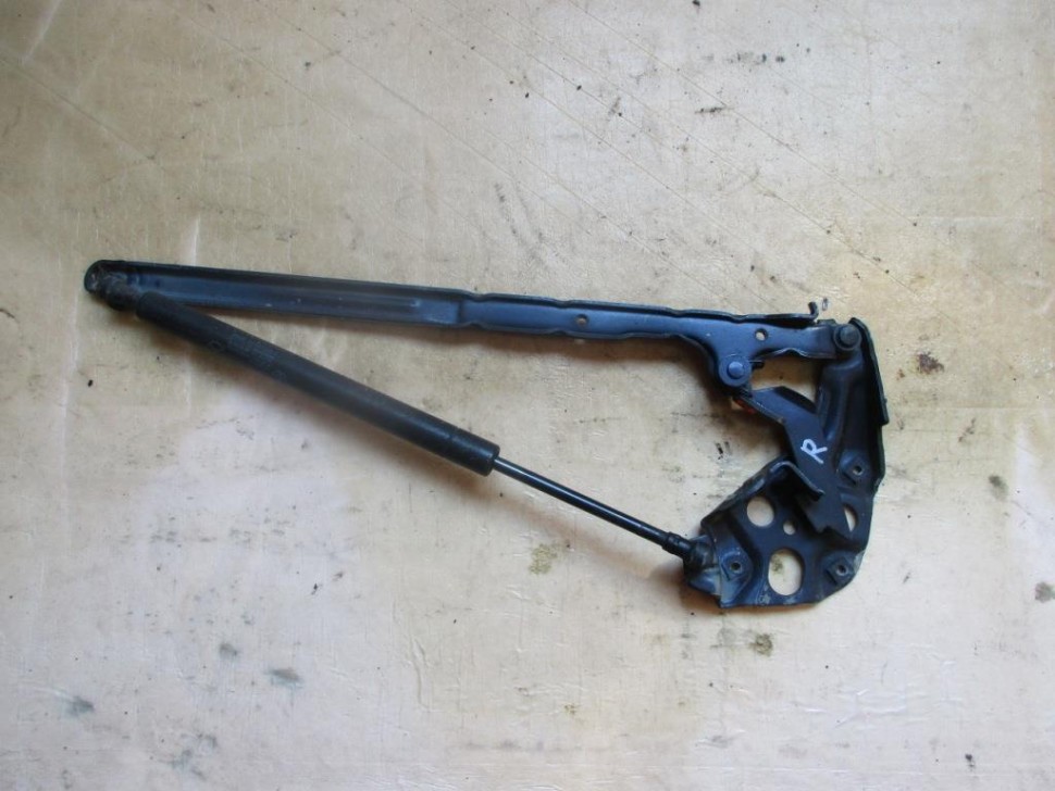 Петля капота MERCEDES-BENZ E-класс W210/S210 рестайлинг (1999 - 2003) фото 1 — Разборка Мерседес