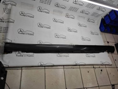 Порог пластиковый левый MERCEDES-BENZ R-класс W251 (2005 - 2007) — Разборка Мерседес