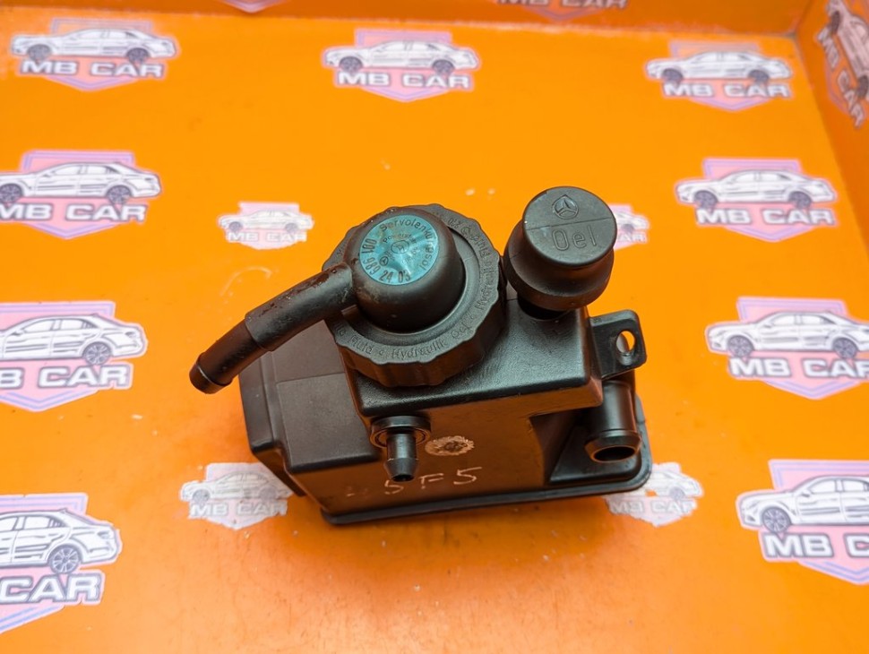 Бачок ГУРа MERCEDES-BENZ S-класс W220 (1998 - 2005) фото 1 &mdash; Разборка Мерседес