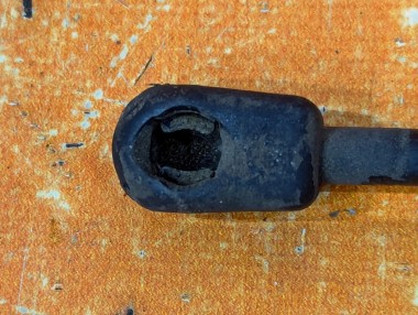 Амортизатор капота MERCEDES-BENZ E-класс W211/S211 (2002 - 2006) — Разборка Мерседес