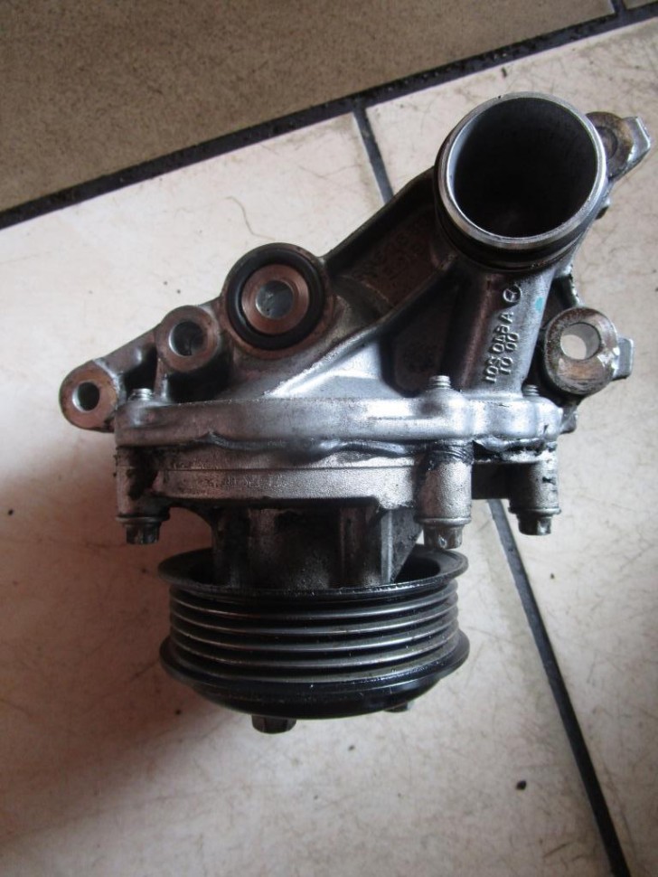 Помпа MERCEDES-BENZ A-класс W169 рестайлинг (2008 - 2012) фото 1 — Разборка Мерседес