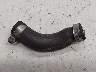 Патрубок ОЖ MERCEDES-BENZ V-класс W639 (2003 - 2014) — Разборка Мерседес