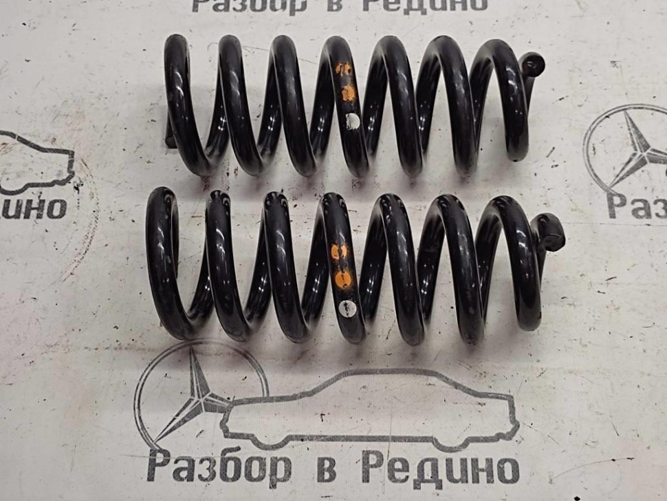 Пружина задняя MERCEDES-BENZ C-класс W205/S205/C205/A205 (2014 - 2018) фото 1 — Разборка Мерседес