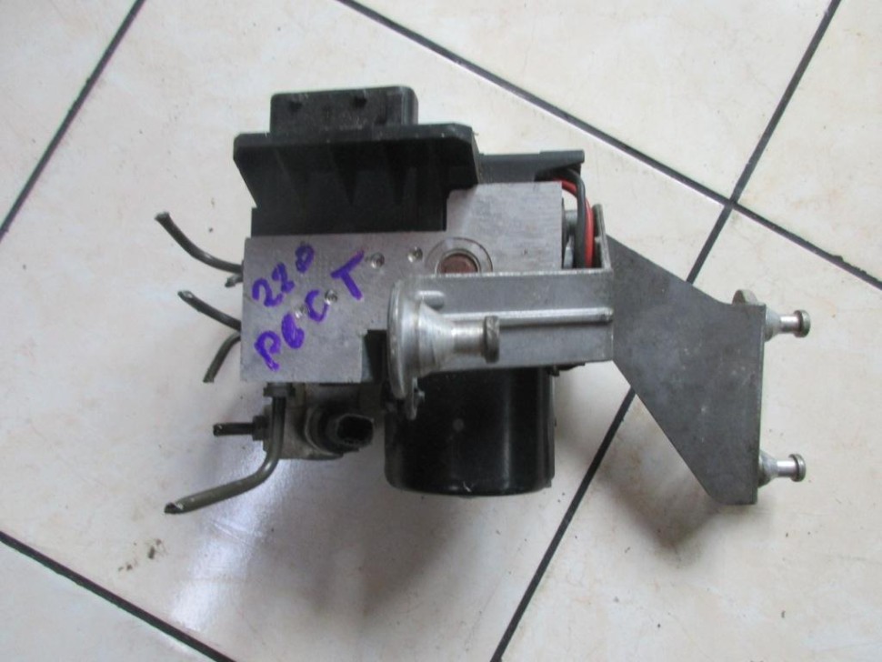 Блок ABS MERCEDES-BENZ Vito W639 (2003 - 2010) фото 1 — Разборка Мерседес