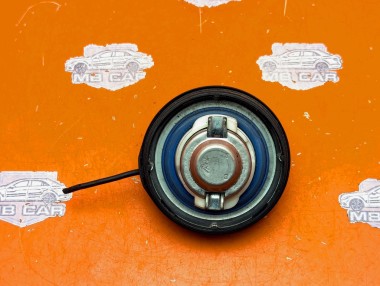 Крышка топливного бака MERCEDES-BENZ C-класс W204/S204 (2006 - 2011) — Разборка Мерседес