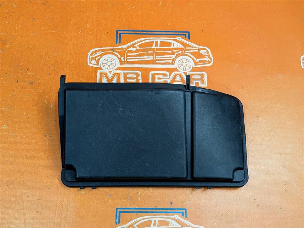 Крышка блока предохранителей MERCEDES-BENZ M-класс W163 (1997 - 2001) фото 1 — Разборка Мерседес