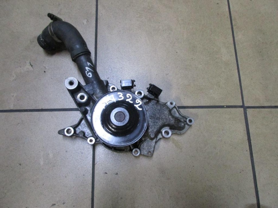 Помпа MERCEDES-BENZ Vito W638 (1996 - 2003) фото 1 — Разборка Мерседес