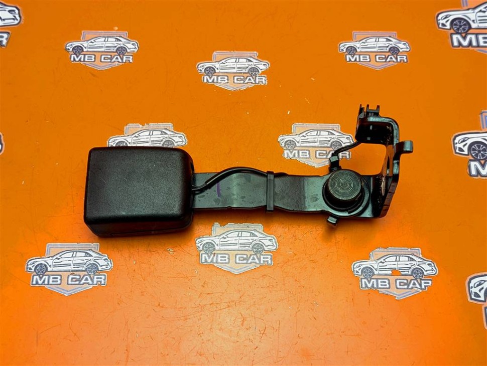 Замок ремня безопасности MERCEDES-BENZ GLE-класс V167 (2018 - 2024) фото 1 — Разборка Мерседес