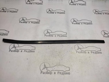 Молдинг лобового стекла MERCEDES-BENZ R-класс W251 (2005 - 2007) — Разборка Мерседес