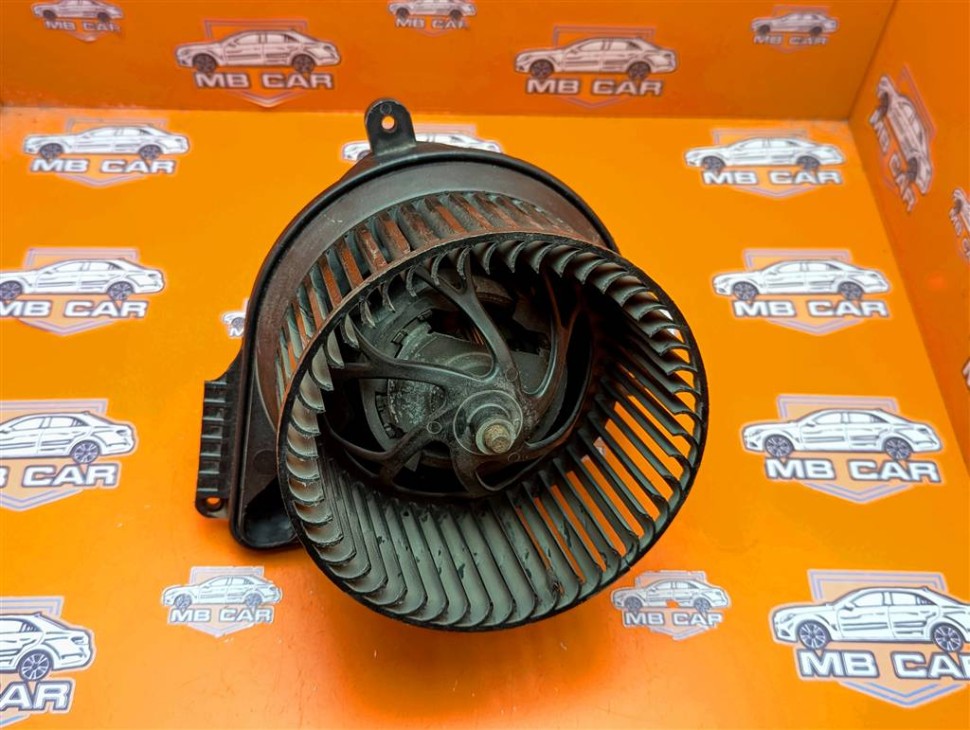 Моторчик печки MERCEDES-BENZ Vito W638 (1996 - 2003) фото 1 — Разборка Мерседес