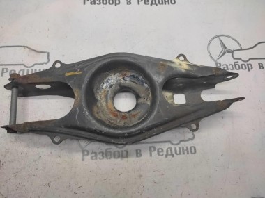 Рычаг задней стойки (лодка) MERCEDES-BENZ E-класс W212/S212/C207/A207 (2009 - 2013) — Разборка Мерседес