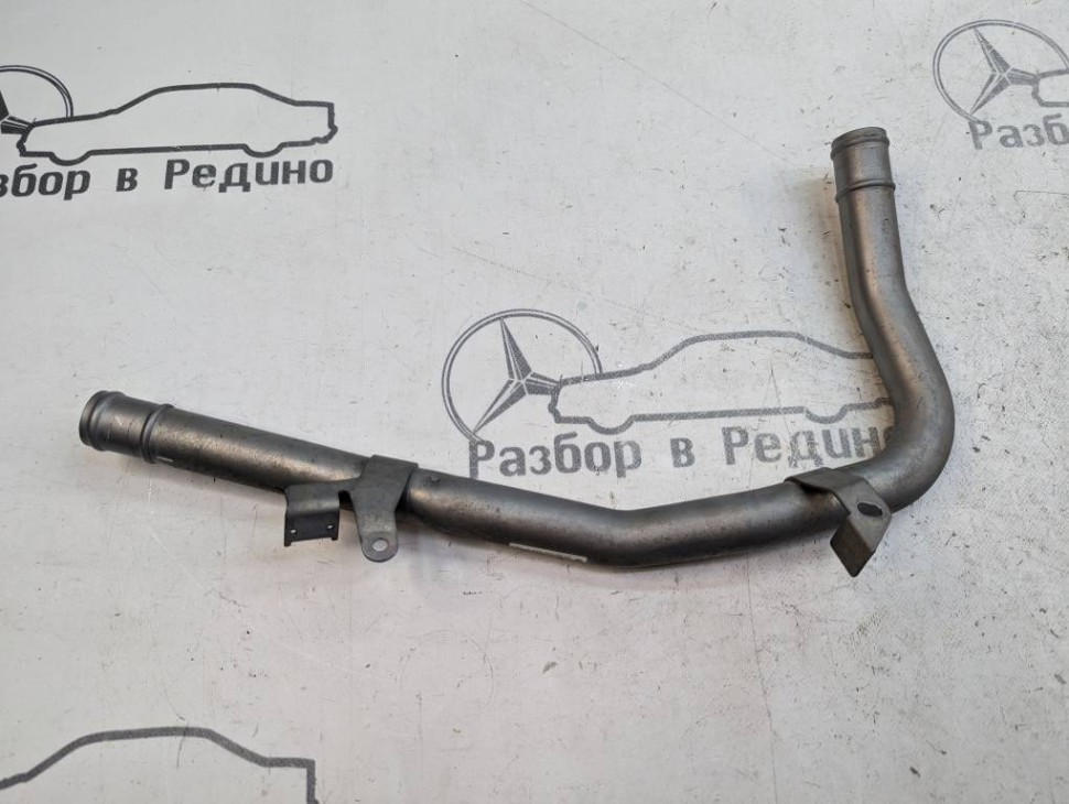 Трубка ОЖ MERCEDES-BENZ CLA-класс C117/X117 (2013 - 2016) фото 1 — Разборка Мерседес