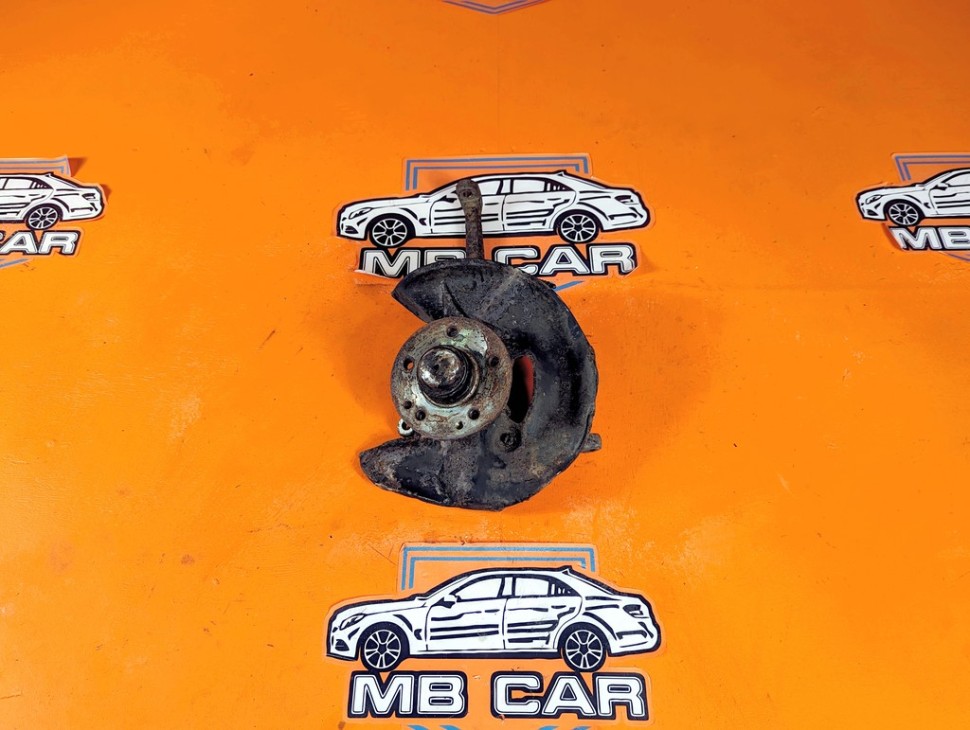 Кулак поворотный передний левый MERCEDES-BENZ C-класс W202/S202 (1993 - 1997) фото 1 &mdash; Разборка Мерседес