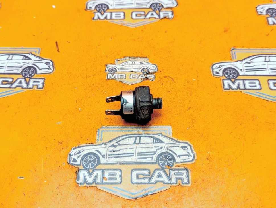 Датчик давления MERCEDES-BENZ E-класс W124/S124/C124/A124 (1984 - 1997) фото 1 &mdash; Разборка Мерседес