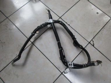 Провод стартера MERCEDES-BENZ C-класс W205/S205/C205/A205 (2014 - 2018) — Разборка Мерседес