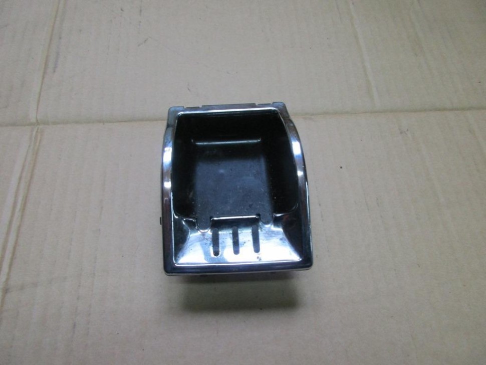 Пепельница MERCEDES-BENZ C-класс W203/S203/CL203 (2000 - 2004) фото 1 — Разборка Мерседес