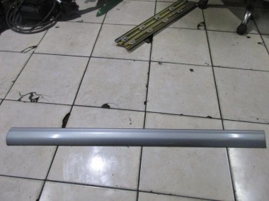 Молдинг двери MERCEDES-BENZ E-класс W210/S210 рестайлинг (1999 - 2003) — Разборка Мерседес