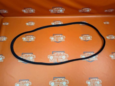 Уплотнитель крышки багажника MERCEDES-BENZ C-класс W204/S204/С204 рестайлинг (2011 - 2015) — Разборка Мерседес