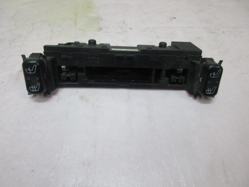 Блок кнопок MERCEDES-BENZ E-класс W210/S210 (1995 - 1999) фото 1 — Разборка Мерседес