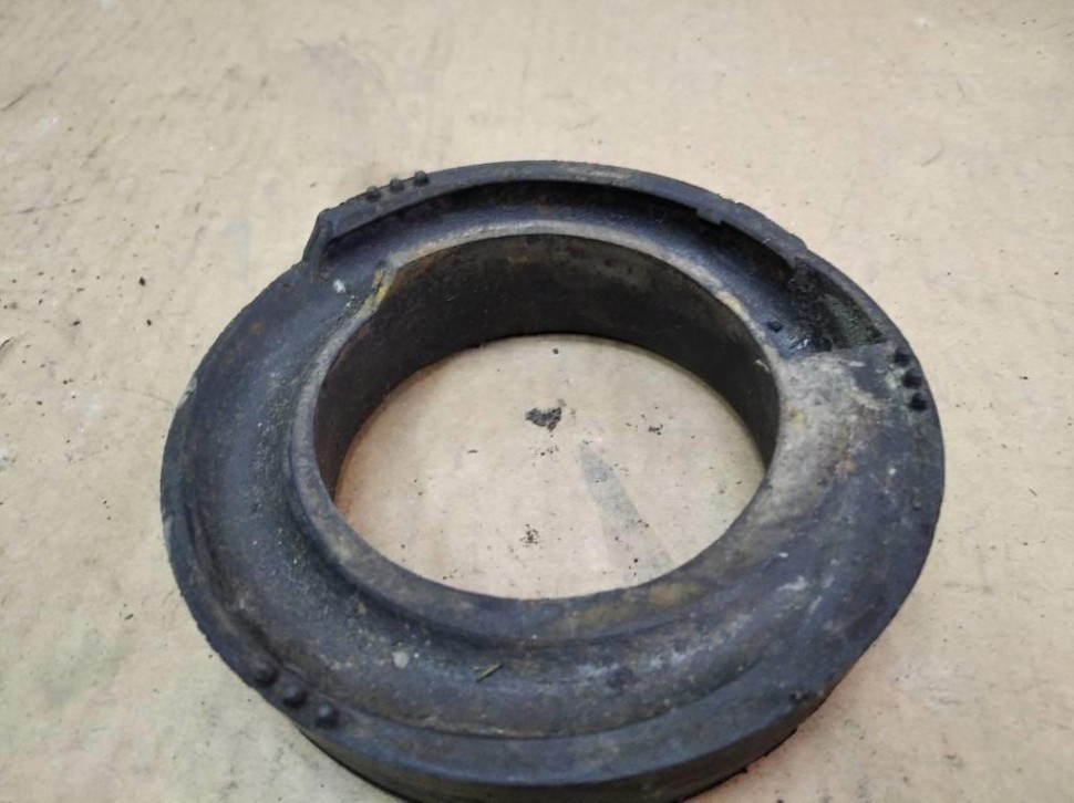 Опора передней стойки MERCEDES-BENZ E-класс W210/S210 (1995 - 1999) фото 1 — Разборка Мерседес