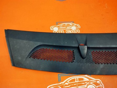 Решетка капота MERCEDES-BENZ A-класс W169 (2004 - 2008) — Разборка Мерседес