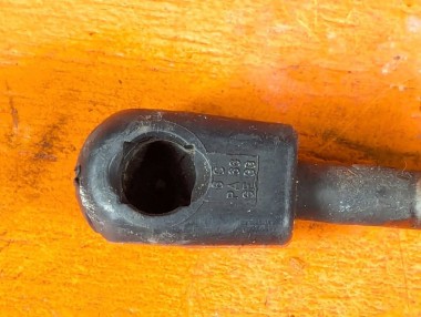 Амортизатор крышки багажника MERCEDES-BENZ M-класс W163 (1997 - 2001) &mdash; Разборка Мерседес