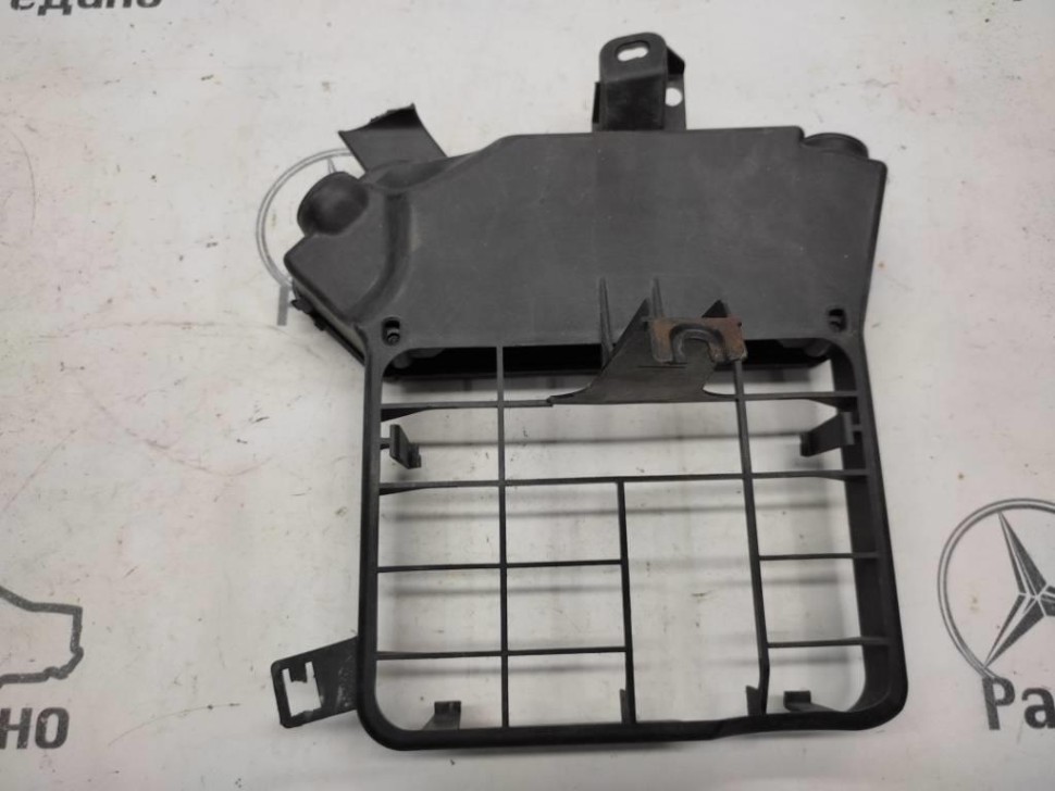 Кронштейн крепления ЭБУ MERCEDES-BENZ R-класс W251 (2005 - 2007) фото 1 &mdash; Разборка Мерседес