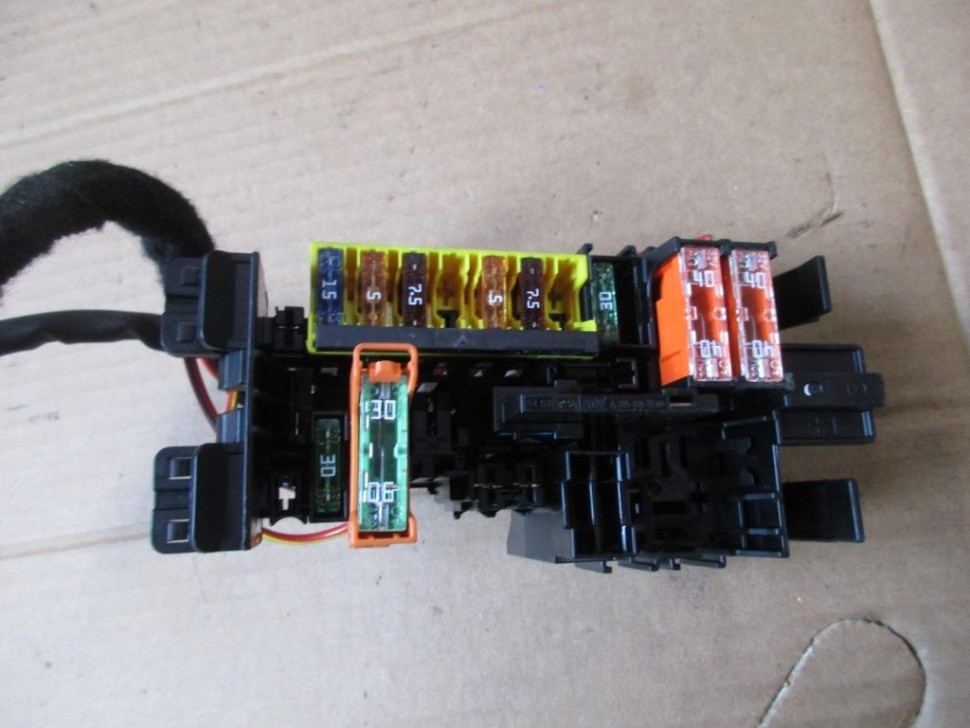 Блок предохранителей MERCEDES-BENZ E-класс W213/S213/C238/A238 (2016 - 2021) фото 1 — Разборка Мерседес