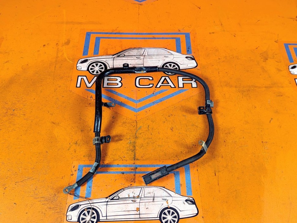 Провод генератора MERCEDES-BENZ E-класс W211/S211 (2002 - 2006) фото 1 &mdash; Разборка Мерседес