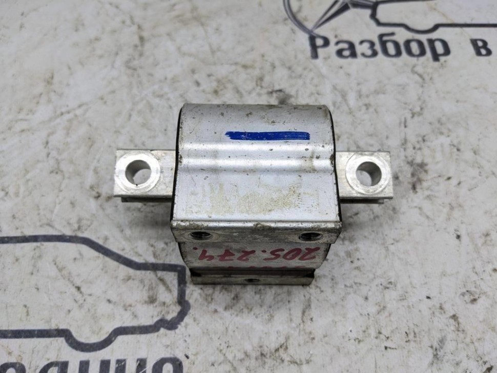 Опора КПП MERCEDES-BENZ C-класс W205/S205/C205/A205 (2014 - 2018) фото 1 — Разборка Мерседес