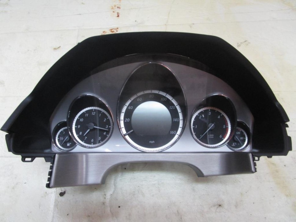 Щиток приборов MERCEDES-BENZ E-класс W212/S212/C207/A207 (2009 - 2013) фото 1 — Разборка Мерседес