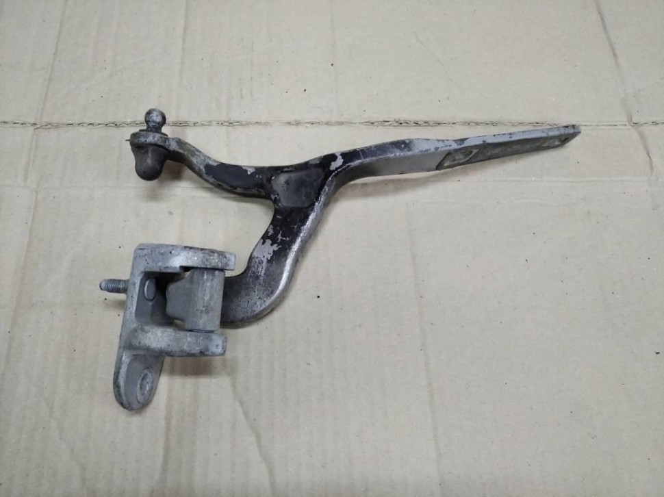 Петля крышки багажника MERCEDES-BENZ E-класс W211/S211 рестайлинг (2006 - 2009) фото 1 — Разборка Мерседес