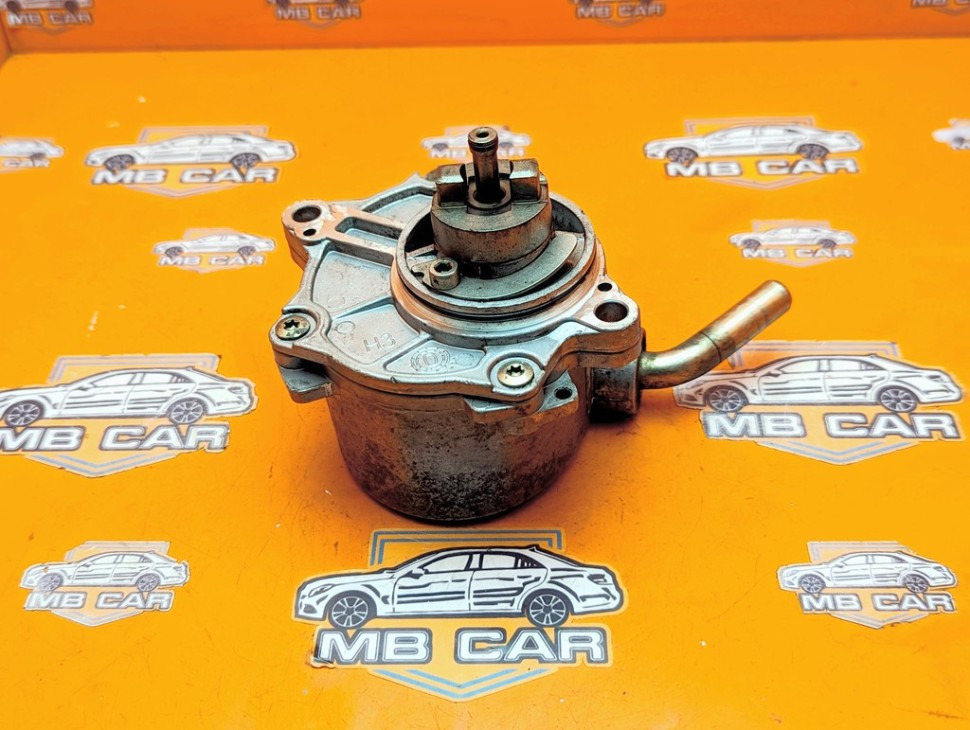 Насос вакуумный MERCEDES-BENZ M-класс W163 рестайлинг (2001 - 2005) фото 1 — Разборка Мерседес